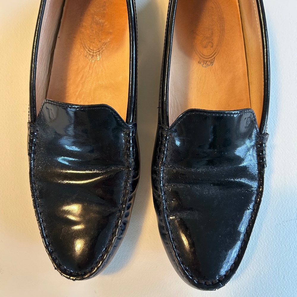 Tod's Shiny Black Leather Loafers